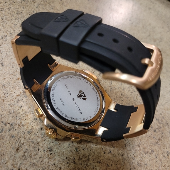 Aqua Master Men's Watch - Picture 10 of 12